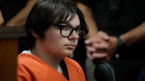 Ethan Crumbley trial: The shooter who was 15 when he killed 4 Michigan ...