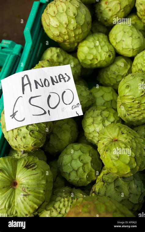 Anonas fruit hi-res stock photography and images - Alamy