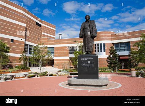 Statue of DR Mary McLeod Bethune Performing Arts Center Daytona Florida ...