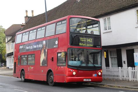 Route 142 (1934-): Watford Junction to Brent Cross - Lawrence Living Transport Photographers