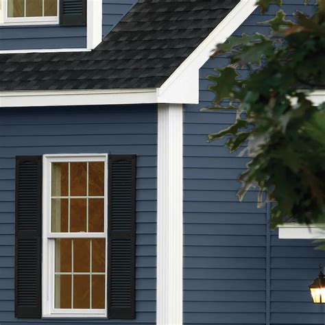 33 Blue Vinyl Siding House Ideas