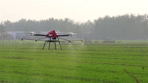 Agriculture drone /crop sprayer uav - YouTube