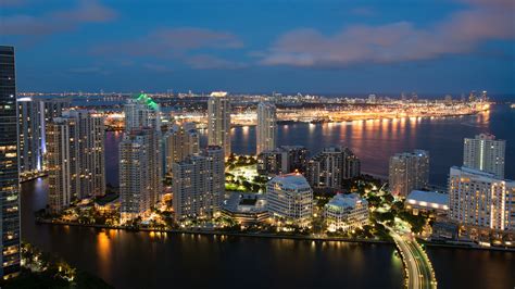 Miami Skyline Wallpapers - Wallpaper Cave