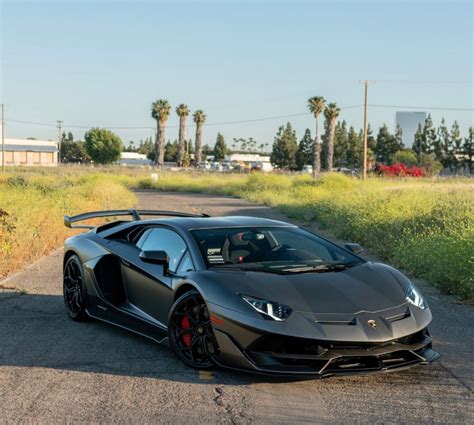 Lamborghini Rental Los Angeles - Peacock Rentals