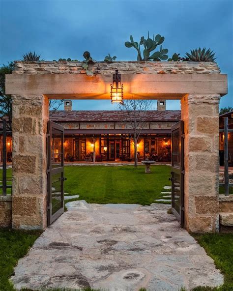 Bosque Canyon Ranch | Texas Hill Country @nathanschroderphoto #SHMarchitects #architecture # ...