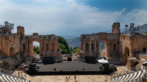 Taormina Sicily Attractions - A Picturesque Walking Tour