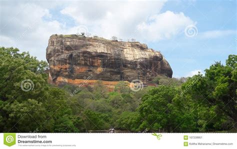 This is the Sigiriya Rock in Sri Lanka. Editorial Photo - Image of iong ...