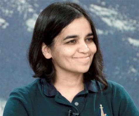 Kalpana Chawla Biography - Facts, Childhood, Family Life & Achievements