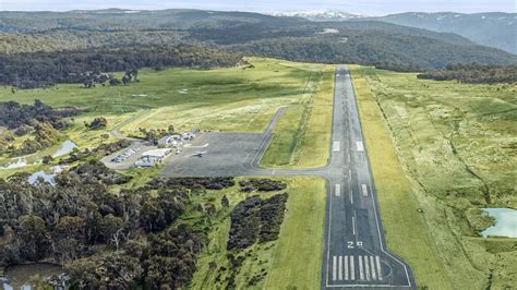 Wealthy Grollo family buy Mt Hotham Airport, announce big plans | Herald Sun