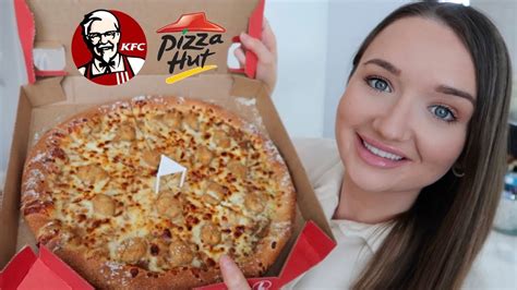 PIZZA HUT'S NEW KFC POPCORN CHICKEN PIZZA - FOOD REVIEW - YouTube