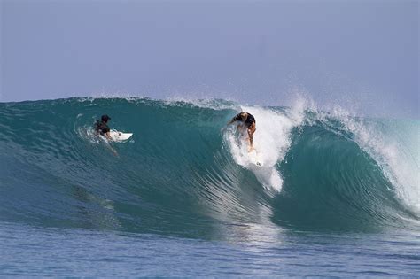 Telos, telo island lodge, surfing, surfing telos, indonesia