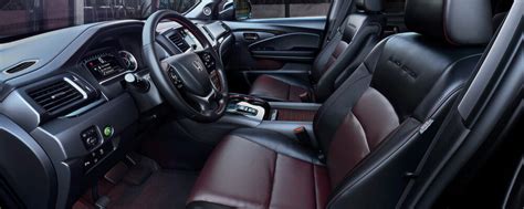 2021 Honda Pilot Interior | Lou Sobh Honda