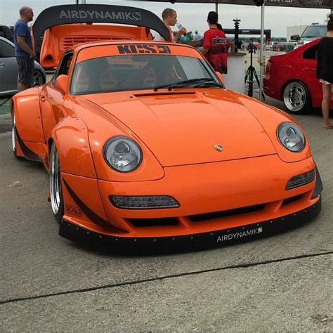 18 Pictures That Prove Orange is the Best Color for a Sports Car ...