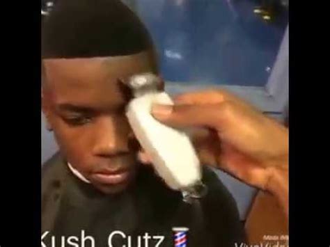 How To Fix A Push Back Hairline By 19 Year Old Barber Stylist Kushcutz ! - YouTube