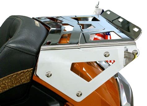 RIVCO Chrome Expandable Trunk-Mounted Luggage Rack for Can-Am® Spyder RT