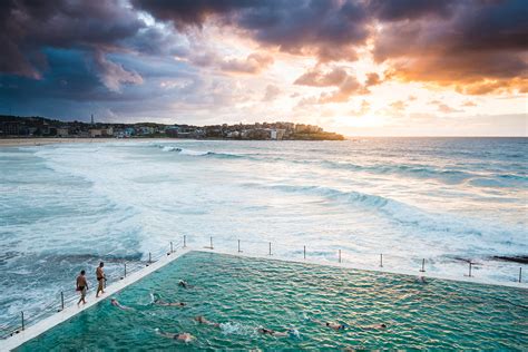 Bondi Icebergs Swimmers At Sunrise, Bondi, Australia. - FROTHERS GALLERY