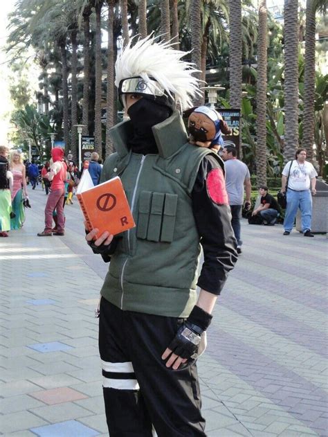 Kakashi Hatake cosplay | Melhores cosplays, Ideias de cosplay, Cosplays