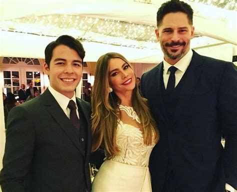 Sofia Vergara Family Photos, Husband, Son, Age, Height