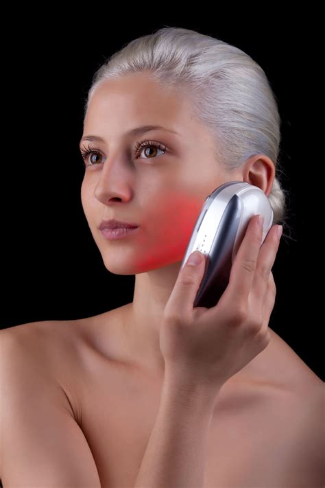 Why You Should Get a Red Light Skin Therapy at Home | Skin therapy, Red light therapy