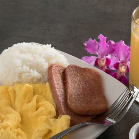 13 Hawaiian Breakfast Recipes You Need To Try - Whimsy & Spice