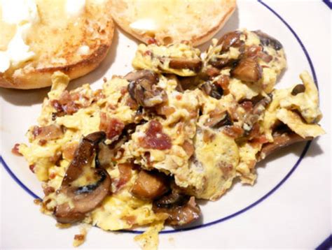 Scrambled Eggs And Mushrooms 1953) Recipe - Food.com