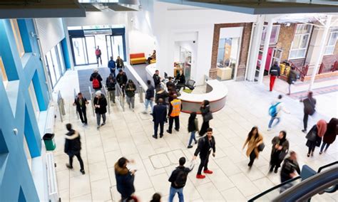 Searching for a Sixth Form College? Come take a pictorial tour of NewVIc – Hackney Citizen