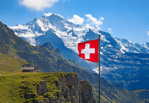 The 10 Best Places to Visit in Switzerland (2023) - Tourist Attractions