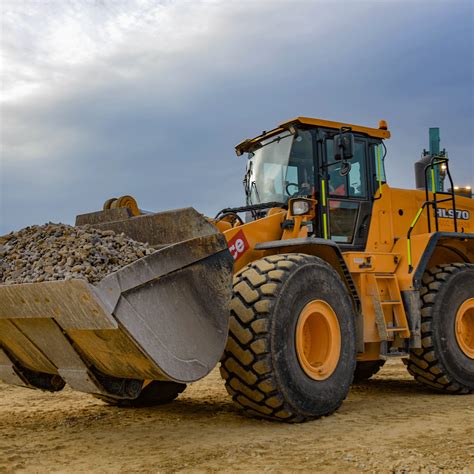 Loading Shovels | Plantforce Rentals