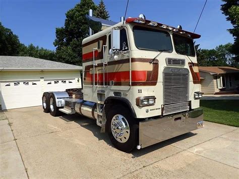 Freightliner COE 3Axle | Diesel pickup trucks, Freightliner trucks, Big rig trucks