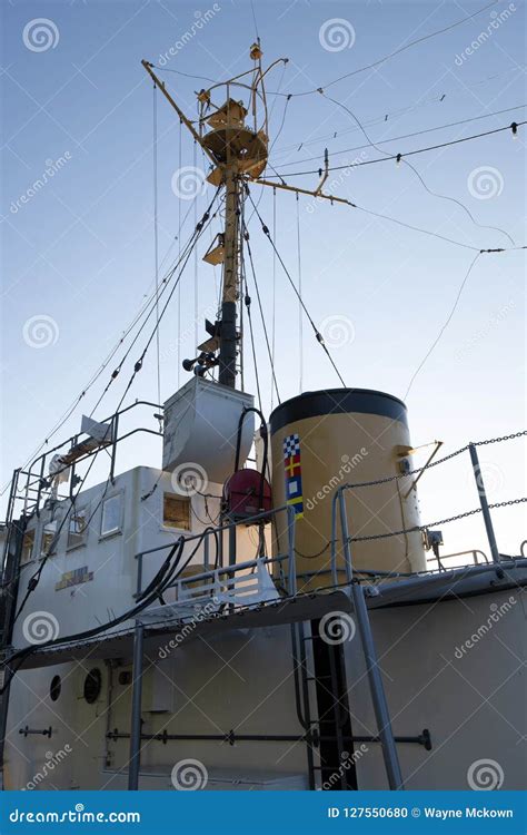 USS Silversides, Submarine Museum Editorial Image - Image of boat, battle: 127550680