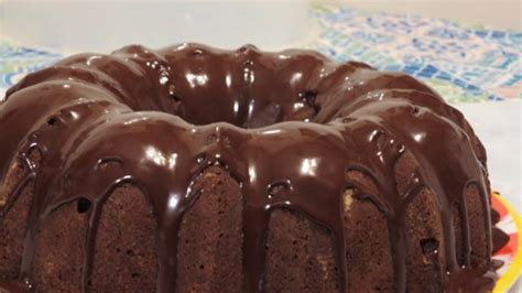 Tunnel of Fudge Cake II Recipe - Allrecipes.com