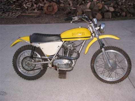 1971 Ducati 450 RT Desmo | Bike-urious