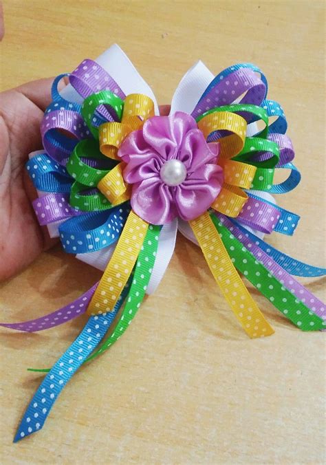 Linda moñita Ribbon Art, Ribbon Crafts, Ribbon Bows, Girls Hair Bows Diy, Baby Hair Bows, L'art ...