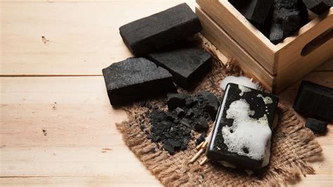 10 Best Charcoal Soap in India for Men and Women 2021