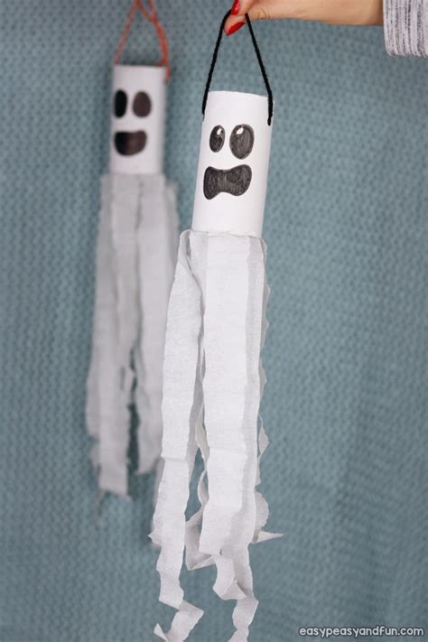 Ghost Windsock Toilet Paper Roll Craft | Manualidades, Cosas de halloween, Halloween niños ...