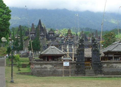 Besakih Temple - Pura Besakih | Bali.info