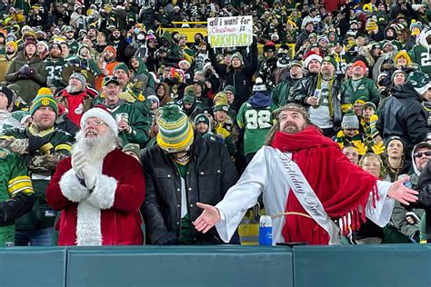 Christmas Day football schedule 2022: Matchups, how to watch