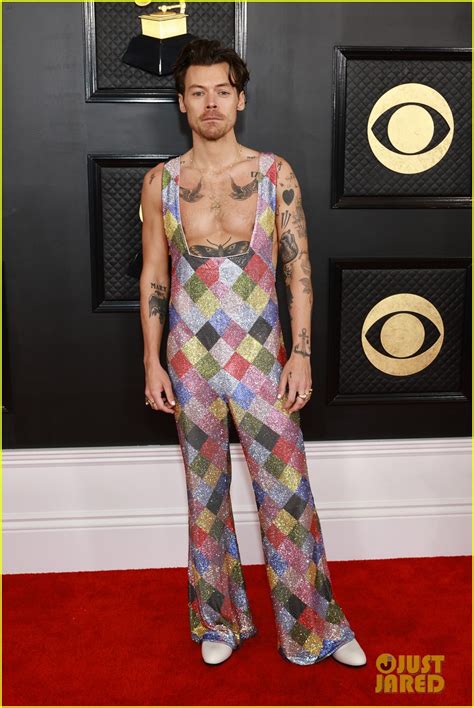 Harry Styles Bares His Full Chest in Jumpsuit on Grammys 2023 Red Carpet: Photo 4889502 ...