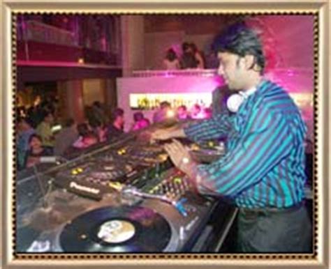 Mumbai Nightlife - Nightlife in Mumbai, Bombay Night Life, Nightclubs ...