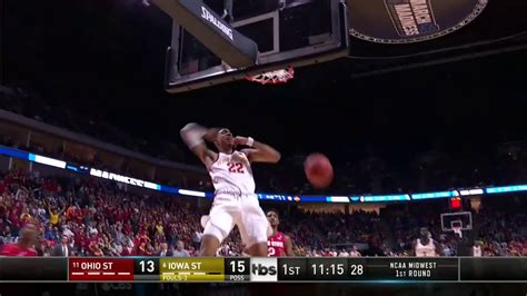 Dunk by Tyrese Haliburton | NCAA.com