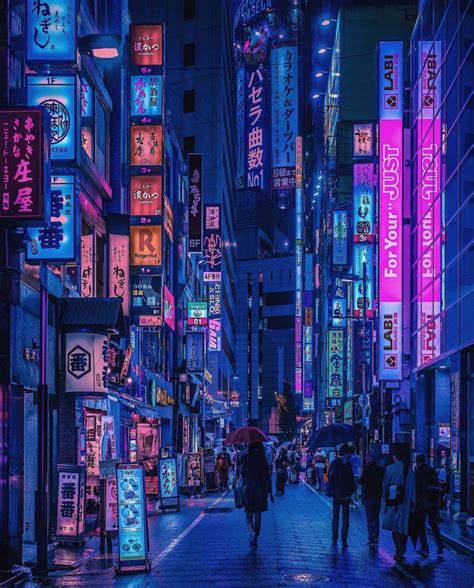 Japan 🌊 on Twitter | Cyberpunk aesthetic, Urban landscape, Futuristic art