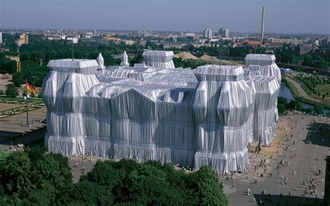 Remembering Christo, The Artist Who Wrapped The World - Something Curated