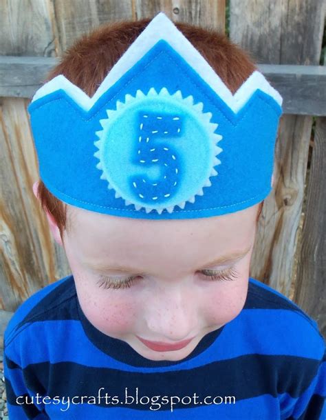 Boy Birthday Crown and a Giveaway! - Cutesy Crafts