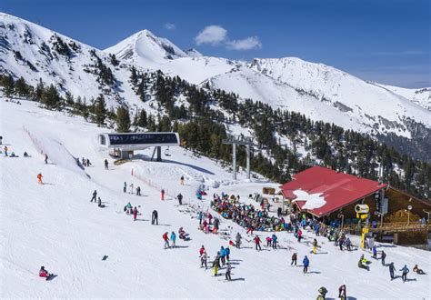 Beginner Skiing in Bansko Bulgaria | Bumper guide - Pip and the City