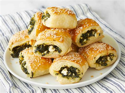 Spinach Rolls with Puff Pastry Recipe