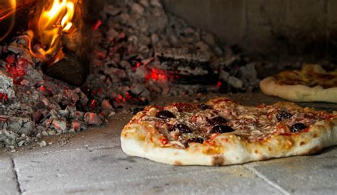 Pizza Ovens: Radiant Thermal Powerhouses | ThermoWorks