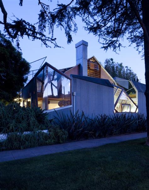 The Gehry Residence, Santa Monica House - e-architect