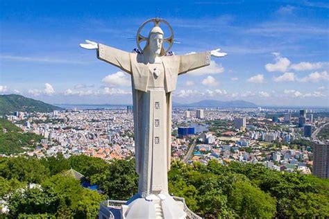 Get closer to Vung Tau’s giant Jesus statue - Premier Pearl Vung Tau Beach Hotel