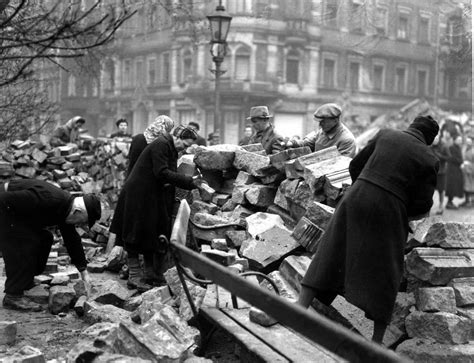 Photos of the bombing of Dresden Germany during World War II - Business Insider