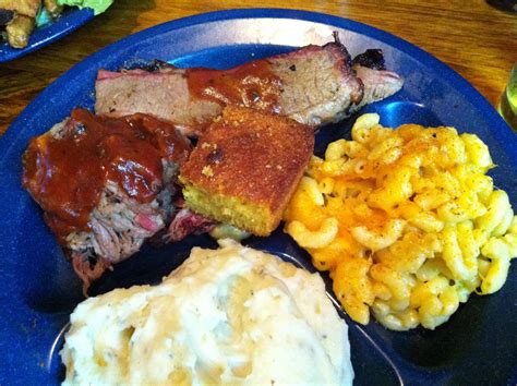 The Passionate Foodie: Dinosaur BBQ: Cornbread & Ribs